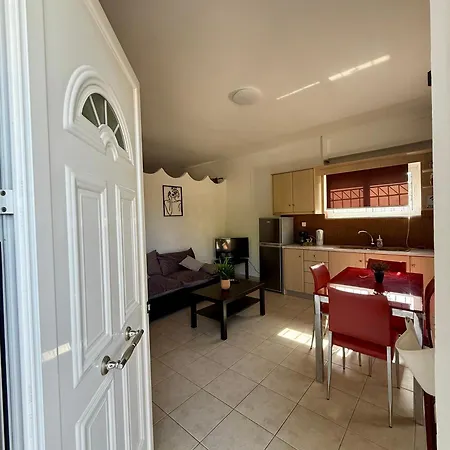 Serenity Home Souda Exterior photo
